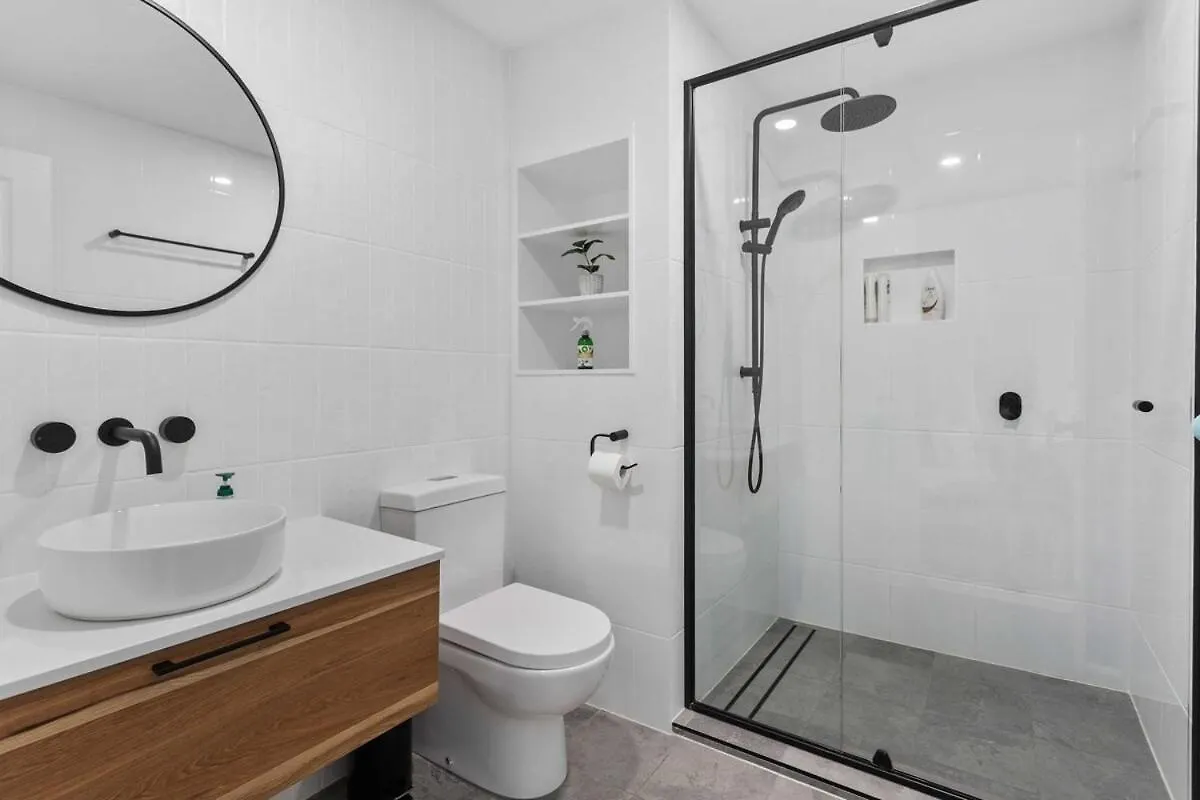 Stunning 2 Bedroom Guesthouse Gold Coast