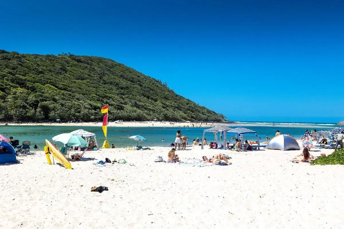 Stunning 2 Bedroom Guesthouse Gold Coast Apartment