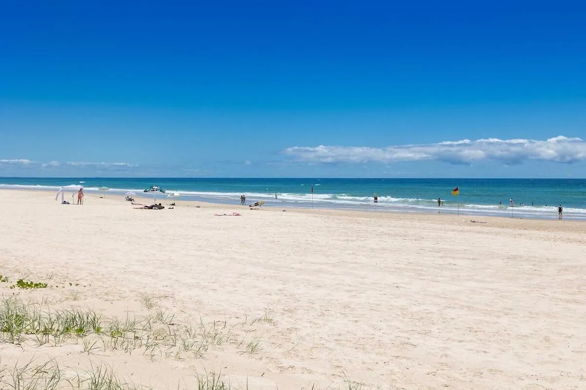 Stunning 2 Bedroom Guesthouse Gold Coast Apartment