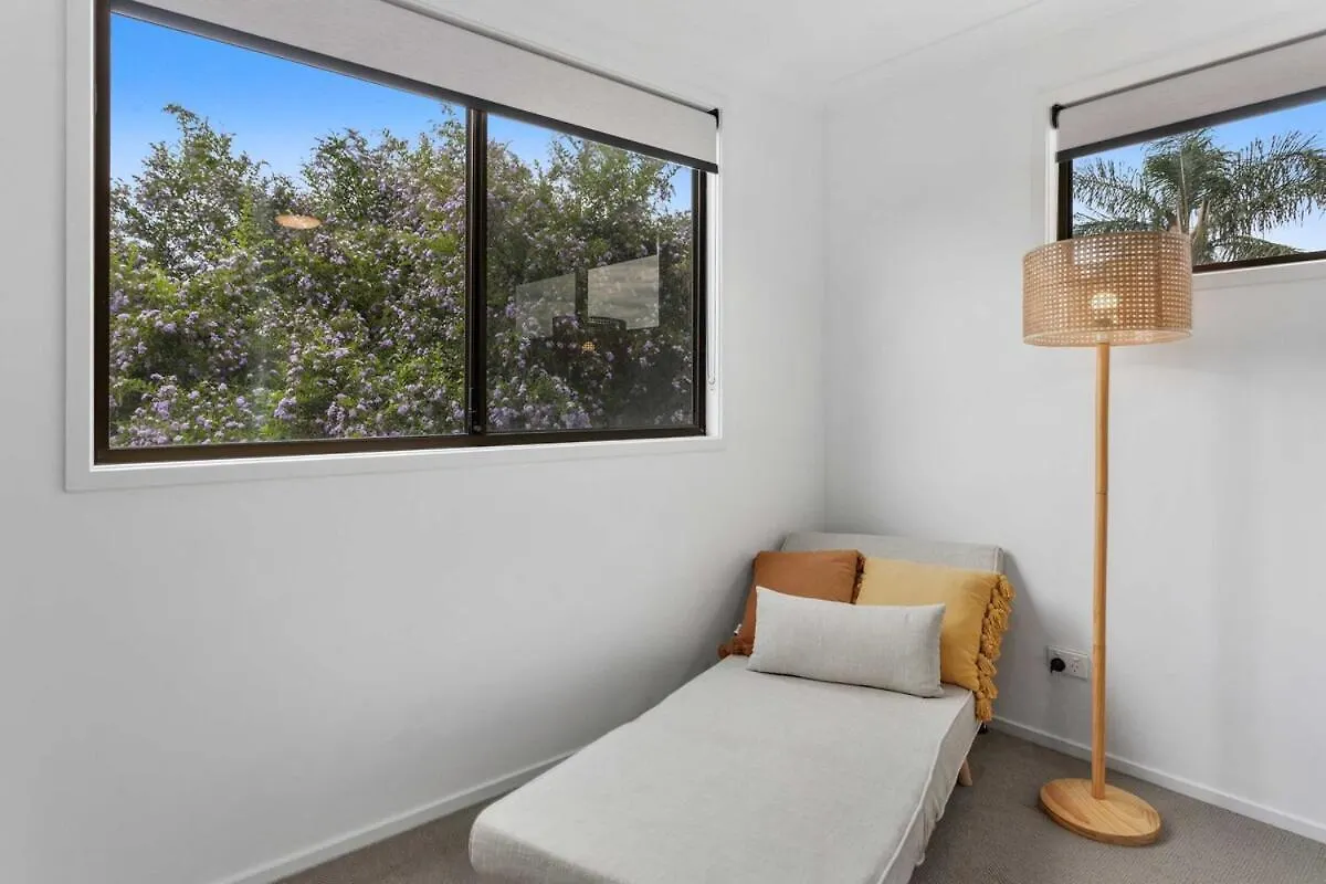 Stunning 2 Bedroom Guesthouse Gold Coast