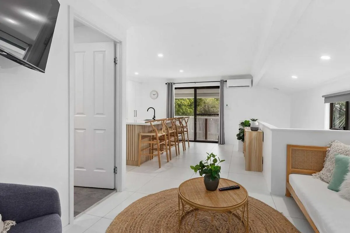 Stunning 2 Bedroom Guesthouse Gold Coast