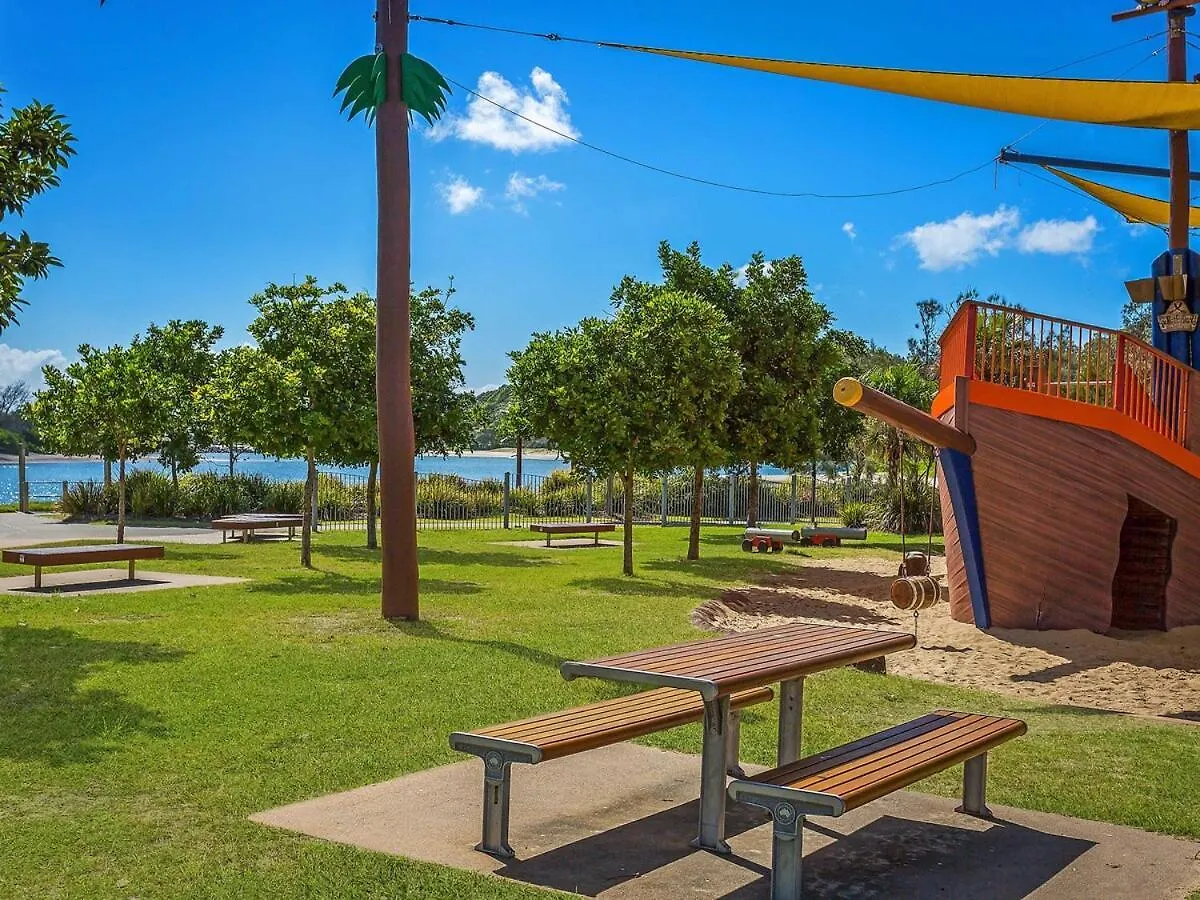 Stunning 2 Bedroom Guesthouse Gold Coast Apartmán
